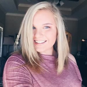 Meet your Posher, Carly